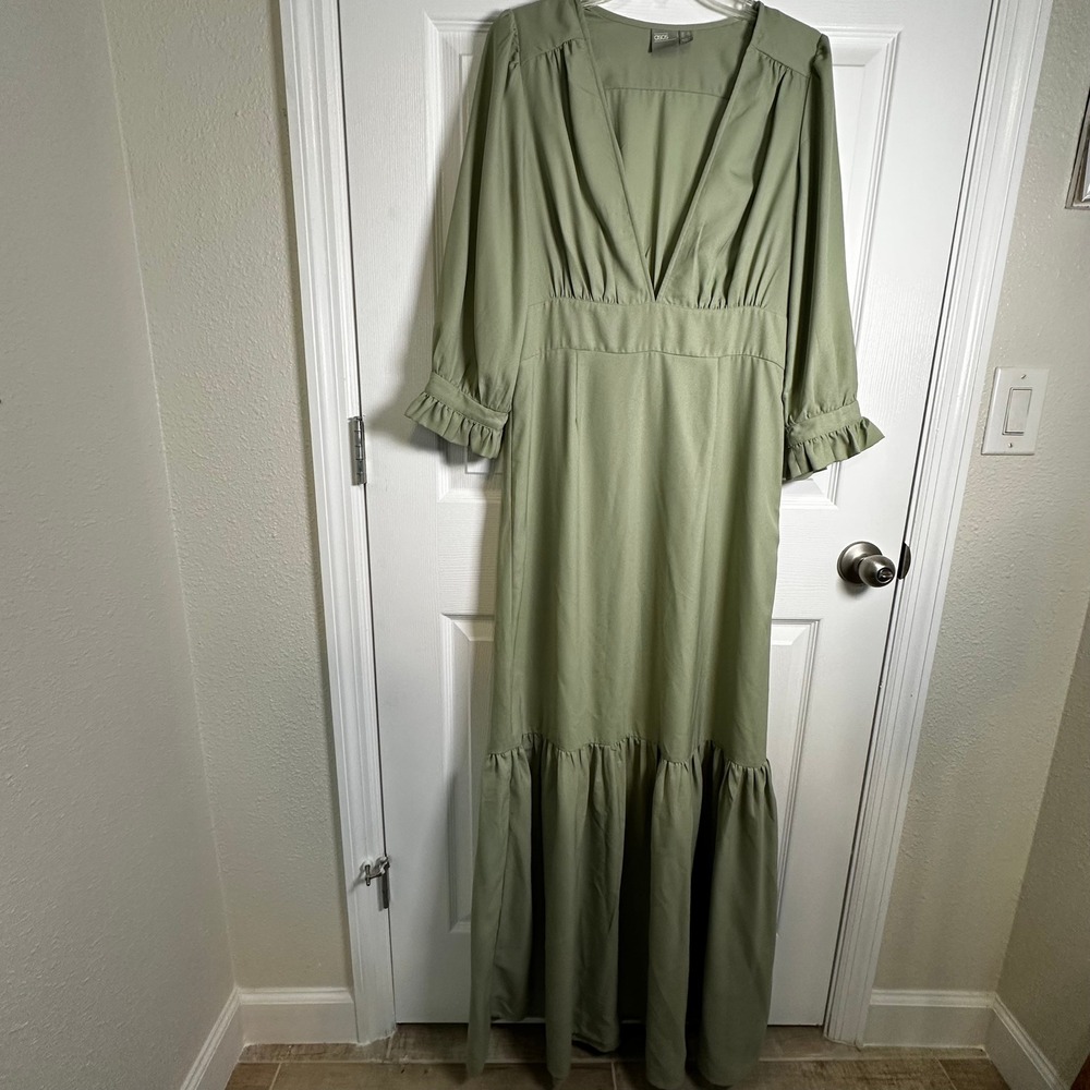 ASOS Sage Green V-Neck Tiered Maxi Dress Ruffle Cuff Size 8